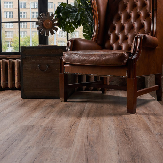 Кварц виниловый ламинат Vinilam КЕРАМО 8870 -EIR Дуб Женева
- фото 1