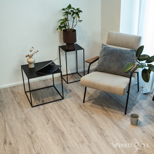 Кварц виниловый ламинат Vinilam ВИНИЛПОЛ Glue 7897 -EIR Дуб Неаполь клеевой
- фото 1