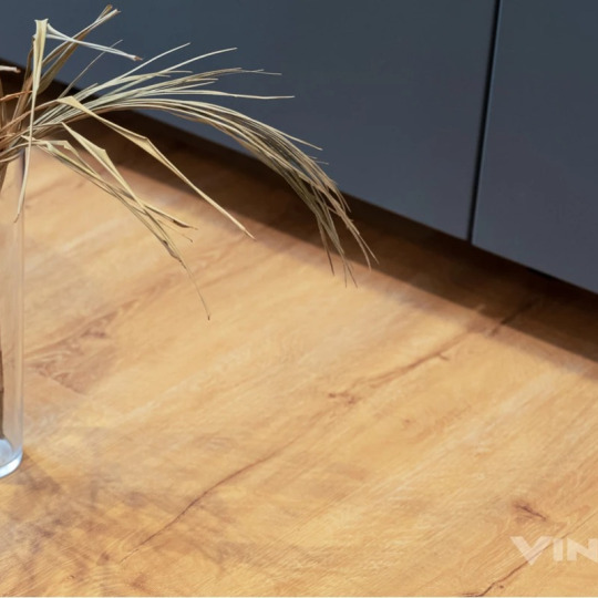 Кварц виниловый ламинат Vinilam ВИНИЛПОЛ SPC click 7896 -EIR Дуб Флоренция
- фото 3