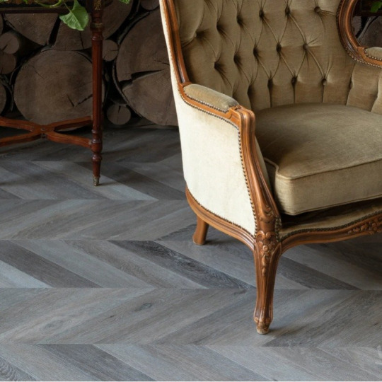 Кварц виниловый ламинат Vinilam Parquet Chevron Glue RI444515CL4 Шеврон Легран клеевой
- фото 3