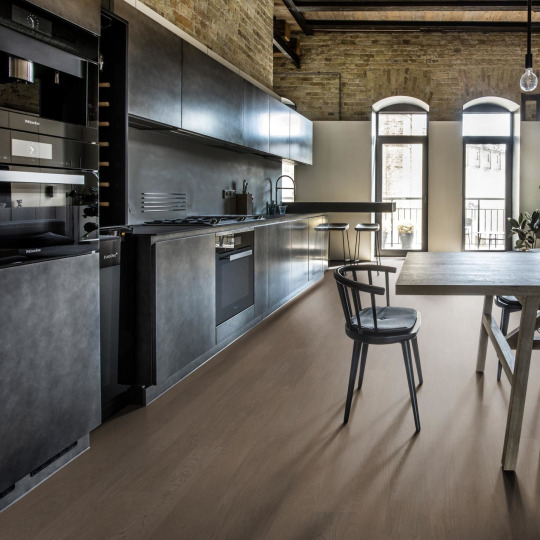 Паркетная доска Kahrs Дуб Faded Black (1-пол.) - фото 2