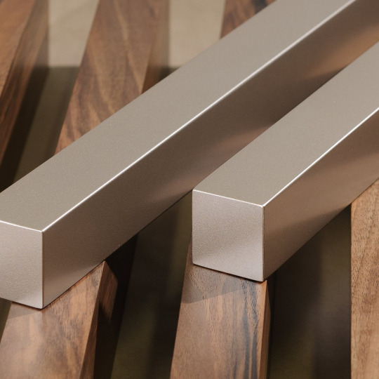 Лайтбрус Finitura Dekor окрашенный по RAL, NCS - фото 8