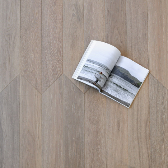 Паркет ёлка Marco Ferutti Louvre Дуб White АВC - фото 3