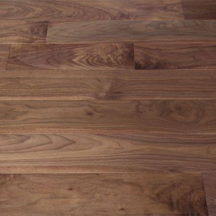 Komodoor Орех Американский Select (лак UV) 15х127х410-1520