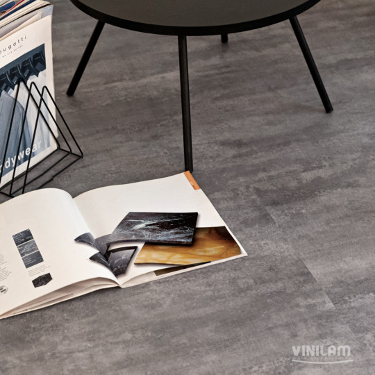 Кварц виниловый ламинат Vinilam КЕРАМО Stone Glue 71616 Цемент Серый клеевой
- фото 2