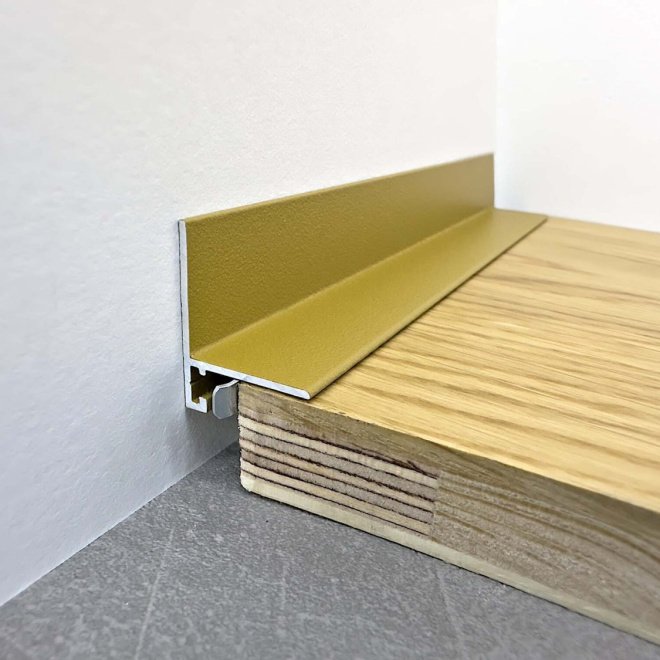 Плинтус TeckWood Micro L-20 Золото Муар RAL 1036 - фото 1