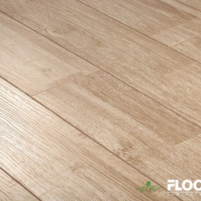 Ламинат FloorWay Standart Standart Дуб выбеленный ВХ-39А - фото 1