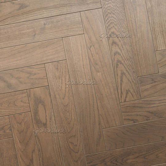 Паркет ёлка Greenline  3106 Дуб Fumo английская 3106 Дуб Fumo 15х95х520 - фото 2