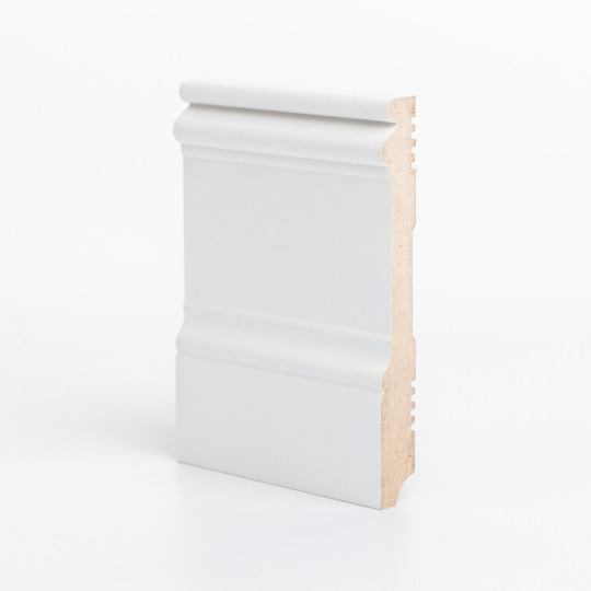 Плинтус Ликорн МДФ Грунтованный Р 15.134.16 - фото 1