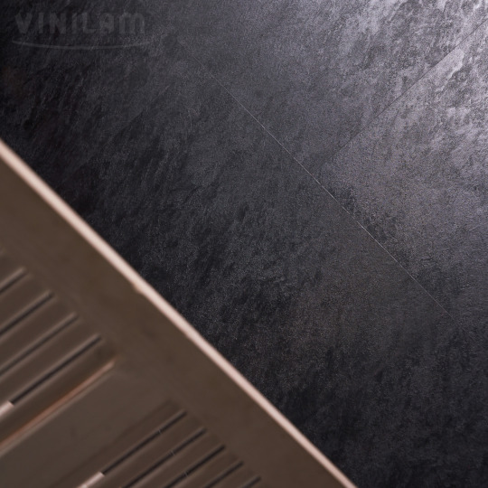 Кварц виниловый ламинат Vinilam КЕРАМО Stone 61607 Сланцевый Черный
- фото 8