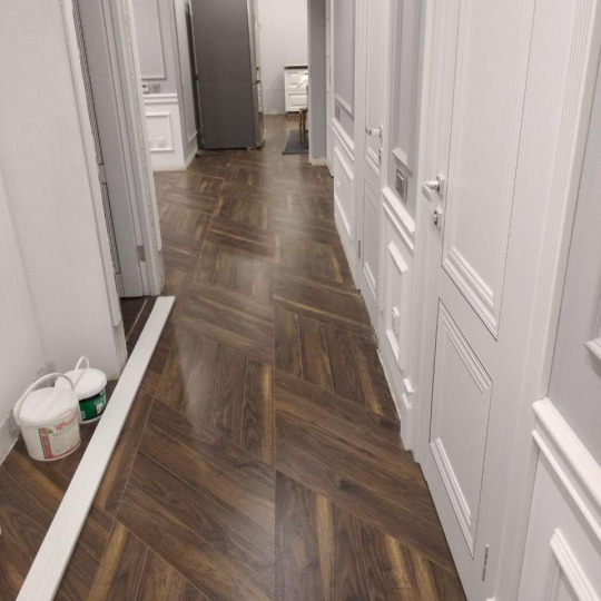 Ламинат CBM Ostrost Ostrost 502A/С Орех Габри 502A/С Орех Габри 12х129.3х729.6 - фото 1