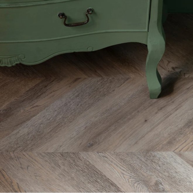 Кварц виниловый ламинат Vinilam Parquet Chevron RI153616CL4 Шеврон Шампань - фото 1