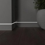 Плинтус Luxury Wood Decor Invisible™ Скрытый под подсветку чёрный муар / RAL 9005 - 6