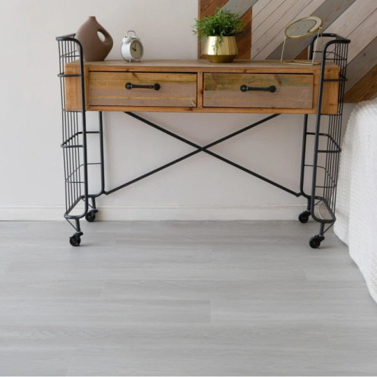 Кварц виниловый ламинат Vinilam ВИНИЛПОЛ SPC click 8855 -EIR Дуб Равенна
- фото 2