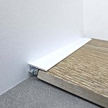 Плинтус TeckWood Micro М-6 Белый Муар RAL 9016 - 