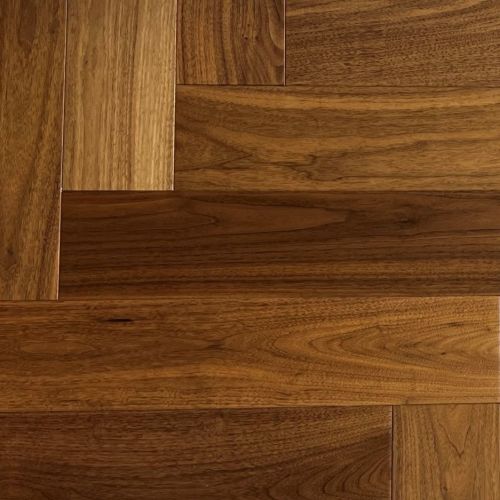 Паркет ёлочка HM Flooring Орех Американский селект (Herringbone) лак