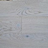 Инженерная доска Alpenholz Дуб Ice 1-полосная
 

 Дуб Ice 11х160х1015-1340 Натур - 