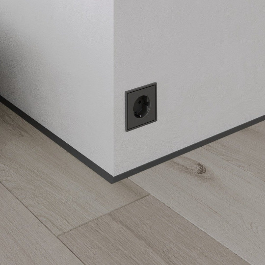 Микроплинтус Ликорн Скрытый С-05.25.3 Чёрный - фото 2