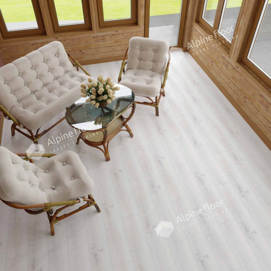 SPC ламинат Alpine Floor Classic Light Дуб Выбеленный ECO 182-88 MC
- фото 3