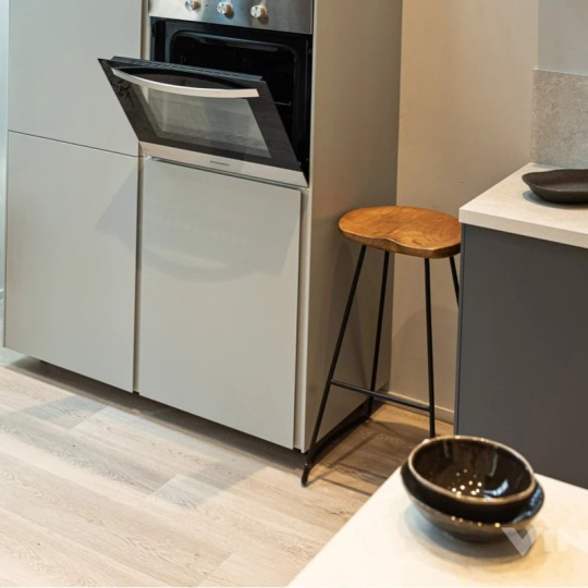 Кварц виниловый ламинат Vinilam ВИНИЛПОЛ SPC click 7894 -EIR Дуб Рим
- фото 2