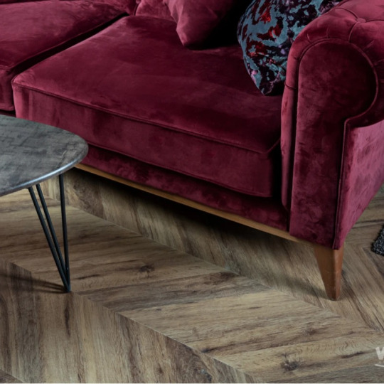 Кварц виниловый ламинат Vinilam Parquet Chevron I107516 Шеврон Лувр
- фото 2