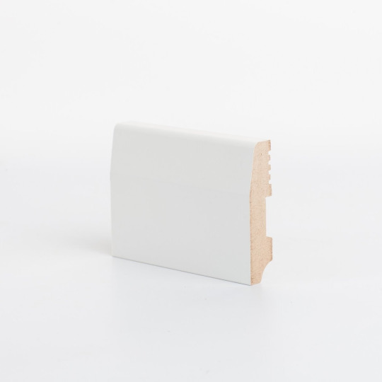 Плинтус Ликорн МДФ Грунтованный Р 12.70.16 - фото 1