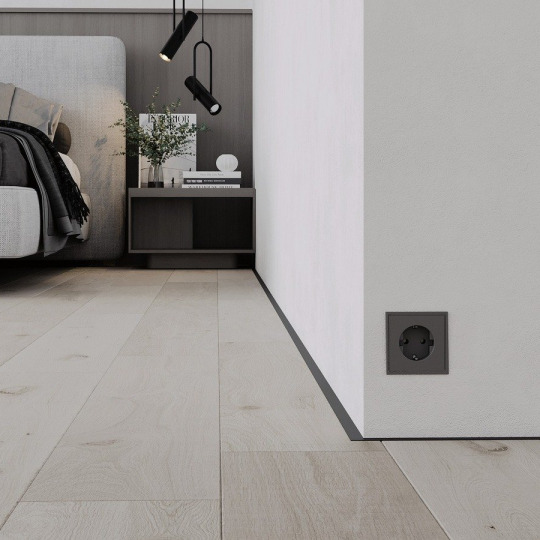 Микроплинтус Ликорн Скрытый С-05.25.3 Чёрный - фото 4