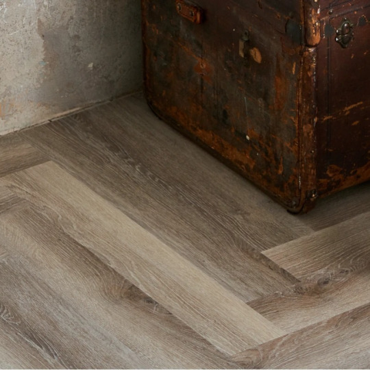 Кварц виниловый ламинат Vinilam Parquet Herringbone Glue GD11122 Паркет Эрмитаж клеевой
- фото 7