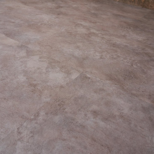 Кварц виниловый ламинат Vinilam КЕРАМО Stone 61606 Бетон
- фото 16