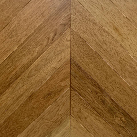 Паркет ёлка Wood Bee Chevron Дуб Селект - фото 1
