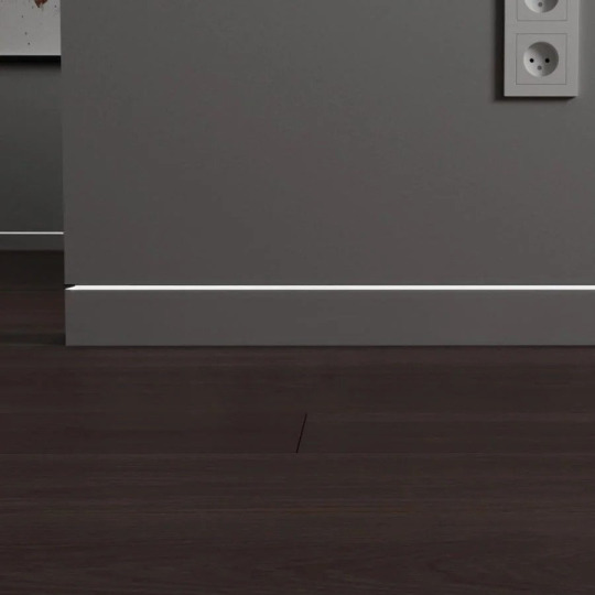 Плинтус Luxury Wood Decor Invisible™ Скрытый под подсветку чёрный муар / RAL 9005 - фото 5