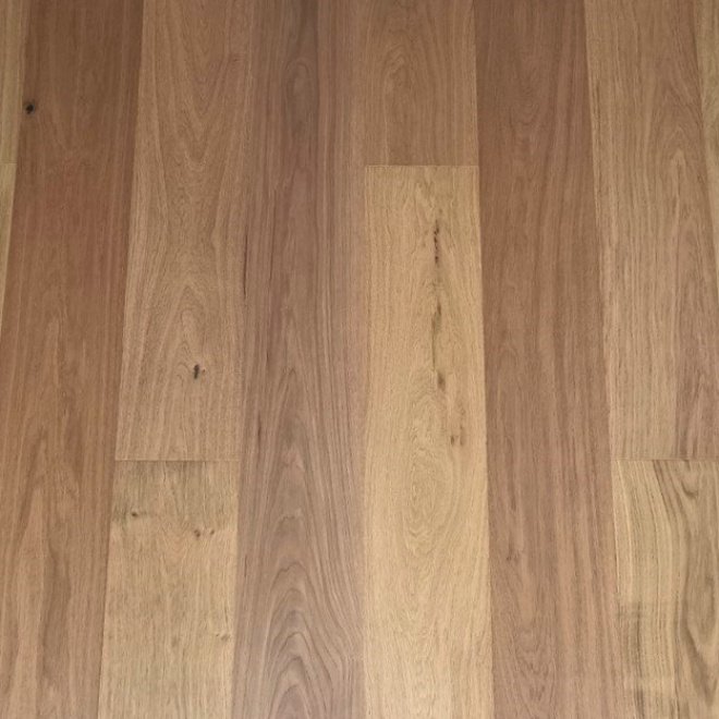 Инженерная доска Wood Bee Однополосная Дуб Natur Brush (Натур браш)
CD
Лак УФ
от 12 мм - фото 1