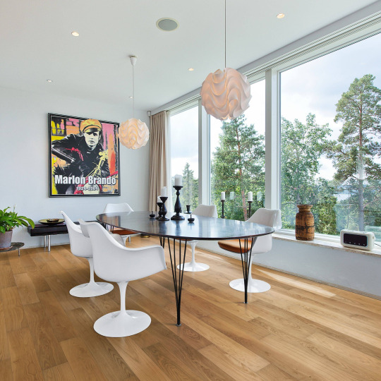 Паркетная доска Karelia Essence 1-пол. 138мм Дуб 138 Зернисто Коричневый матовый лак 1П
- фото 2