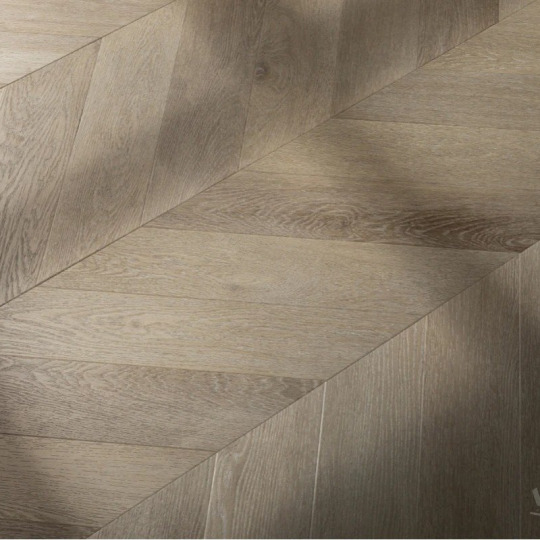 Кварц виниловый ламинат Vinilam Parquet Chevron Glue RI4445118CL4 Шеврон Сезар клеевой
- фото 8
