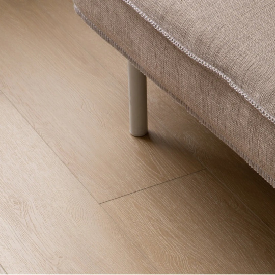 Кварц виниловый ламинат Vinilam Cork 10110V фаска Дуб Рошфор
- фото 3