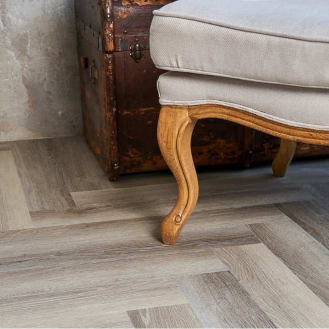 Кварц виниловый ламинат Vinilam Parquet Herringbone IS11122 Паркет Эрмитаж - фото 4