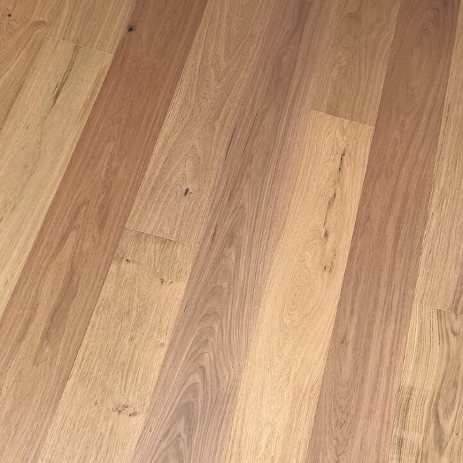 Инженерная доска Wood Bee Однополосная Дуб Natur Brush (Натур браш) Дуб Natur Brush (Натур браш) 12х125х1200 CD - фото 1